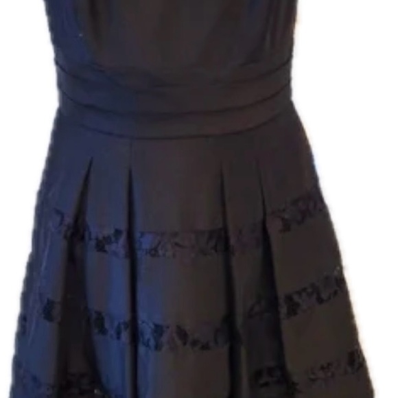 White House Black Market Cocktail Dress - Size 8 - Picture 3 of 7